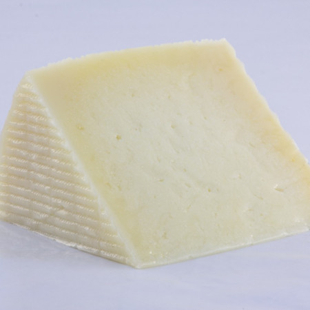Queso de Oveja Semicurado-REVILLA-Cuña IMG_0924